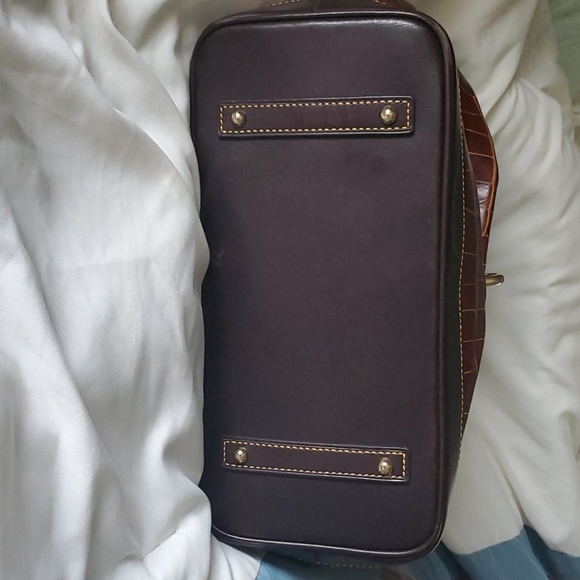 🌴 Dooney & Bourke Croco Hobo Conyac - Picture 4 of 6